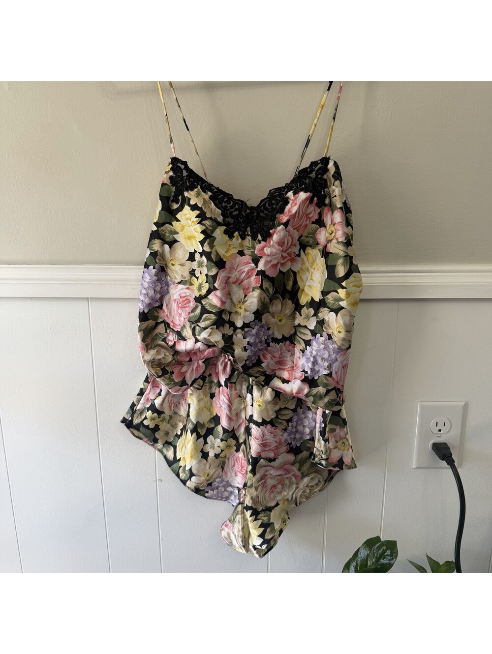 VTG 90s Victoria Secret Gold Label Floral Romantic Tank Top & Short Set Sz S/M